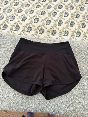 Lululemon Speed Up Shorts 4”